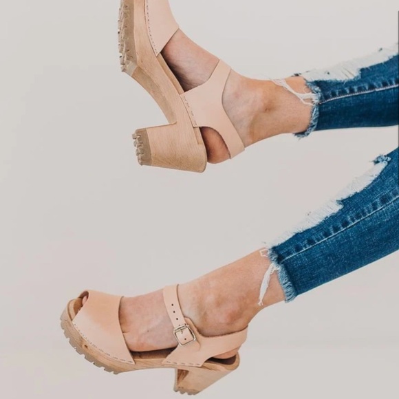 MIA Shoes - Mia Tan Leather Clogs Heels Open Toe Buckle 40 Scandi Wooden Sandals Platform